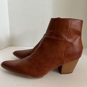 Coconut by Matisse Going West Womens Brown Pointed Toe Pleather Booties SZ 10M